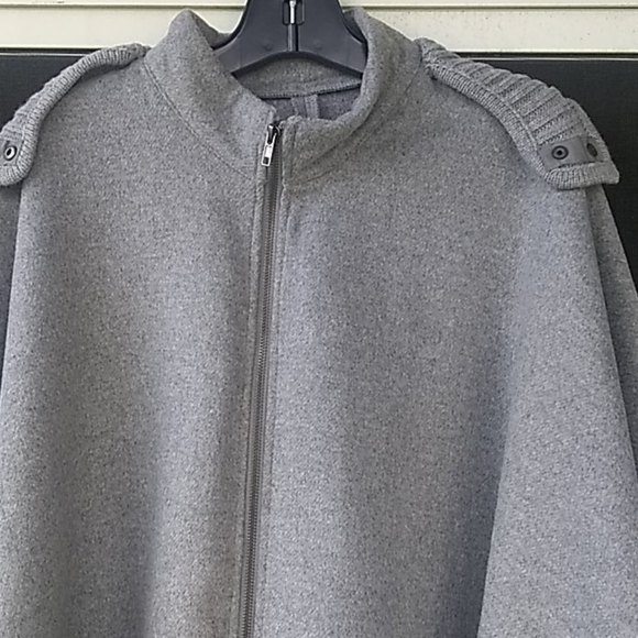 gray cape w/hood - Picture 3 of 8